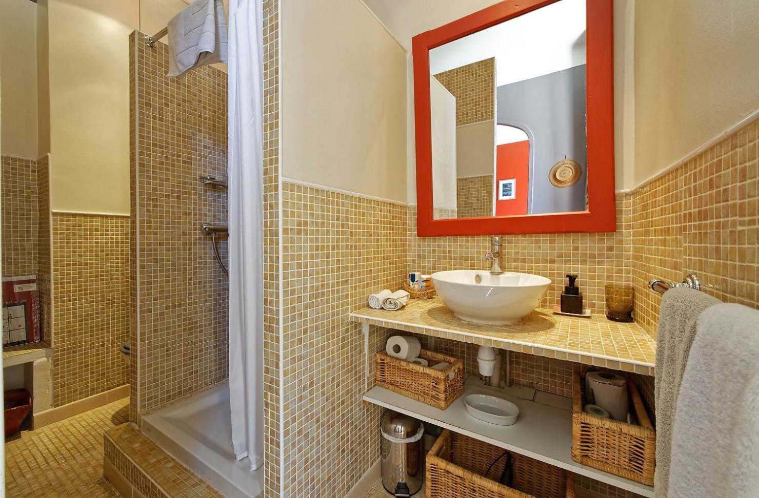 B&B Villa De Margot Avignon Rum bild